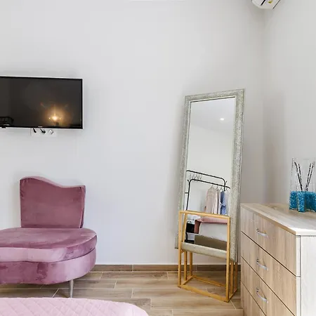 Apartment Iris - Paws Getaway Skopelos Town