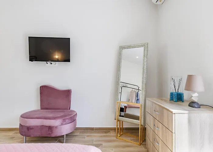 Apartment Armonia - Pet Friendly & Spacious Skopelos Town